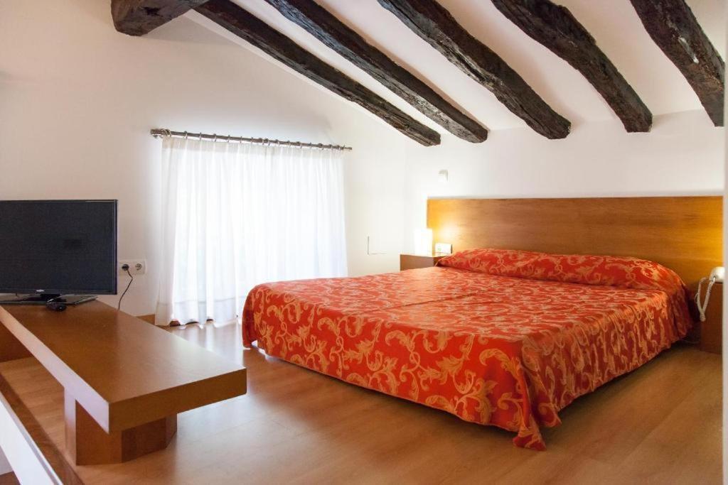 Gastro Hotel La Giraldilla Льерганес Номер фото